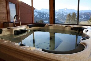 Unclassified image, 5 of 8, button - Gold Point 5 C 3 Br condo by RedAwning (Breckenridge)