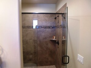 Bathroom shower - Maggie Townhome 3 Bed 3 Bath (Breckenridge)