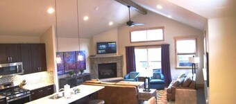 Maggie Townhome 3 Bed 3 Bath