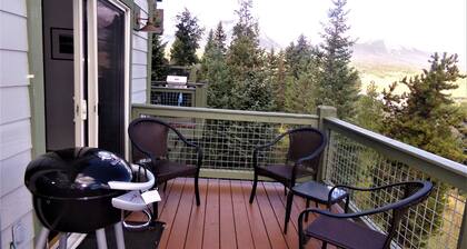 Anemone Townhome 3 Bed 3 Bath