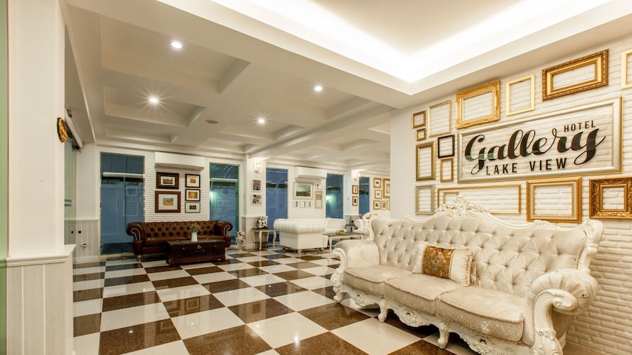 Gallery Lake View Hotel