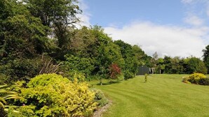 Garden - Whitethorn Lodge (Ballina)
