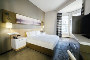 Premium bedding, pillow-top beds, desk, iron/ironing board - voco Hotel Napoleon Memphis by IHG (Memphis)
