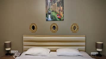 Premium bedding, in-room safe, soundproofing, free WiFi