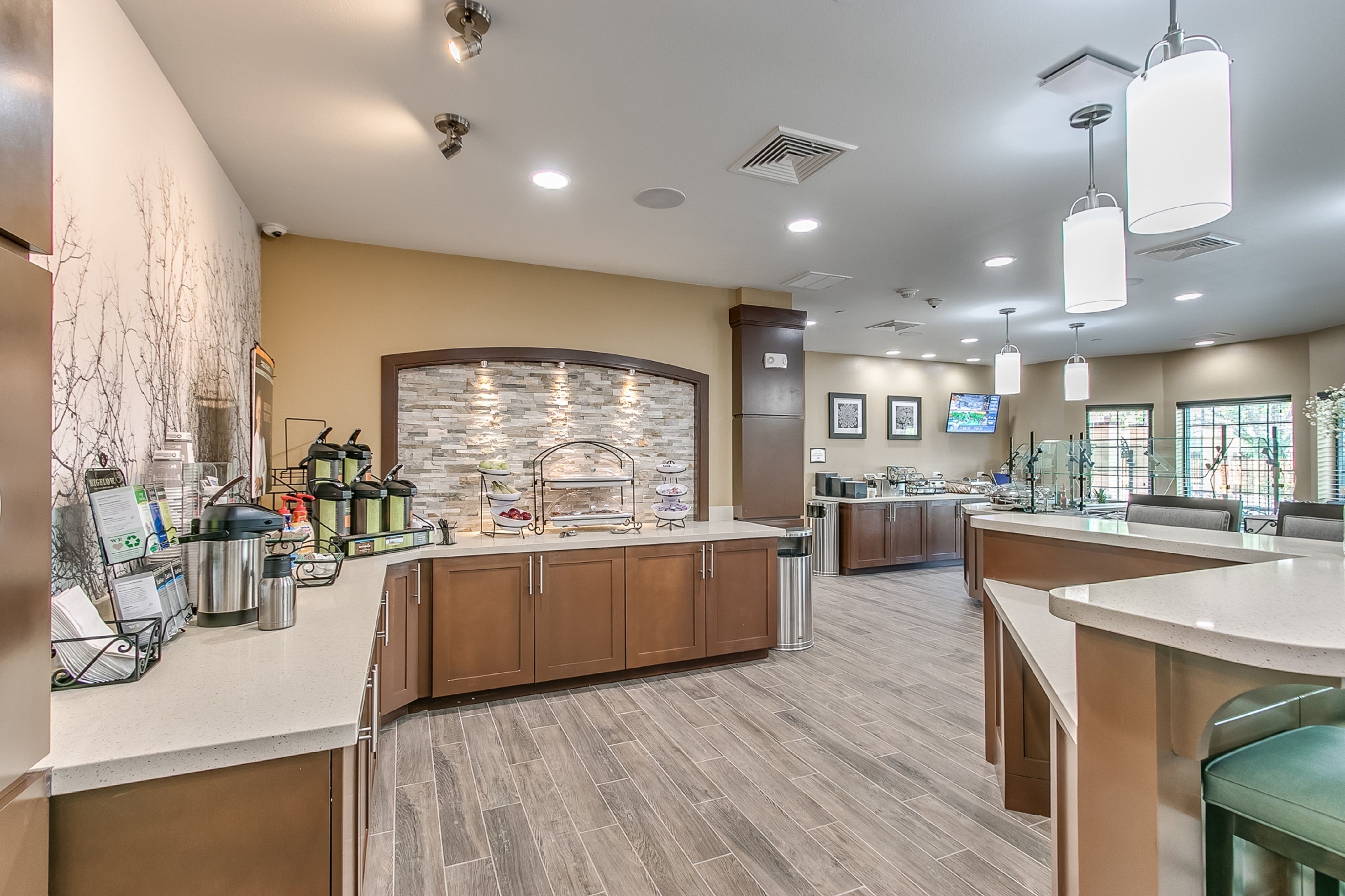 Free daily buffet breakfast