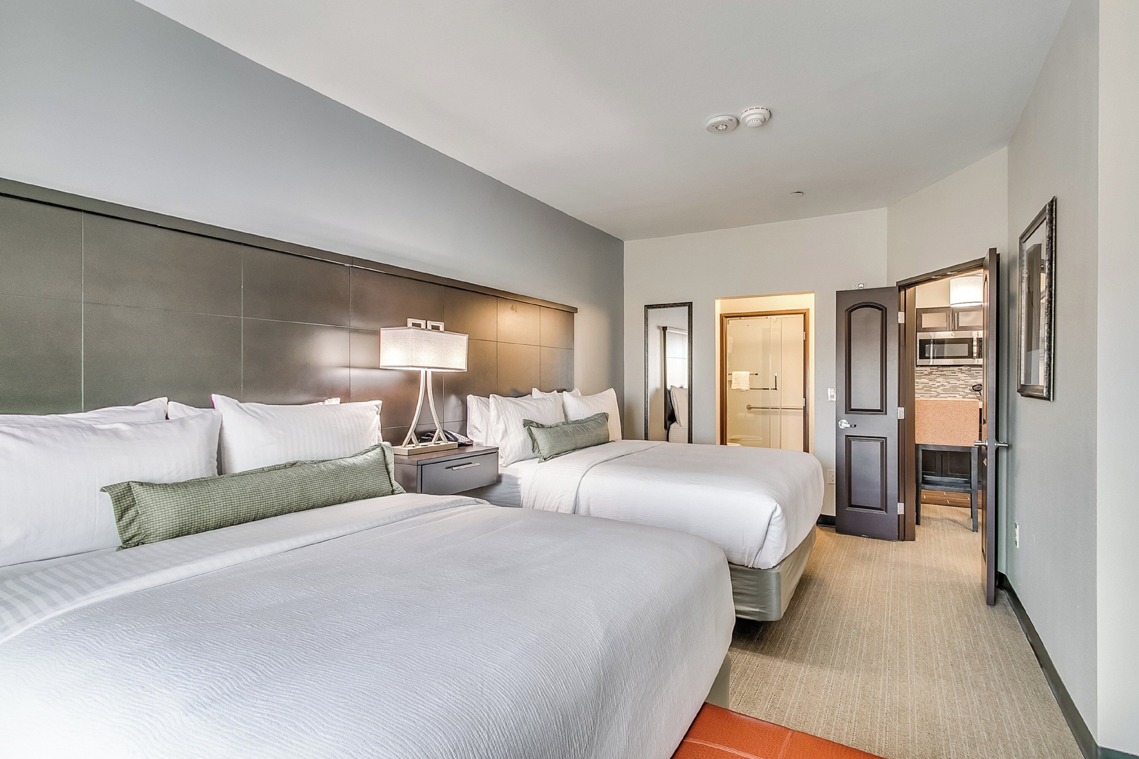 Suite, 2 Bedrooms, Kitchen | Desk, iron/ironing board, cribs (free), WiFi (free)