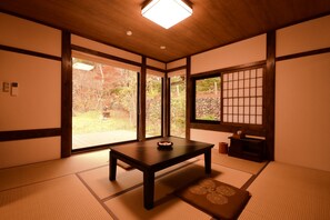 Junior Suite, Non Smoking, Private Bathroom | In-room safe, free WiFi, bed sheets - Jokiin (Koya)