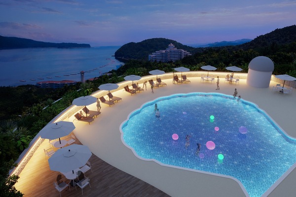 Seasonal outdoor pool