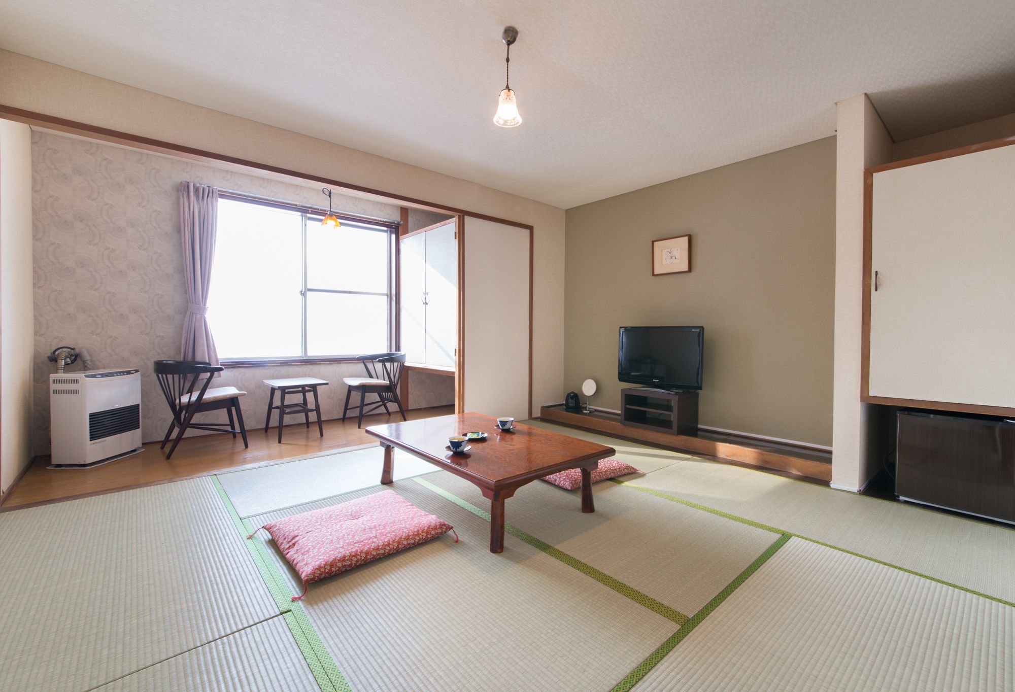 Japanese Style Twin Room, Shared Bathroom, Sea View | Free WiFi