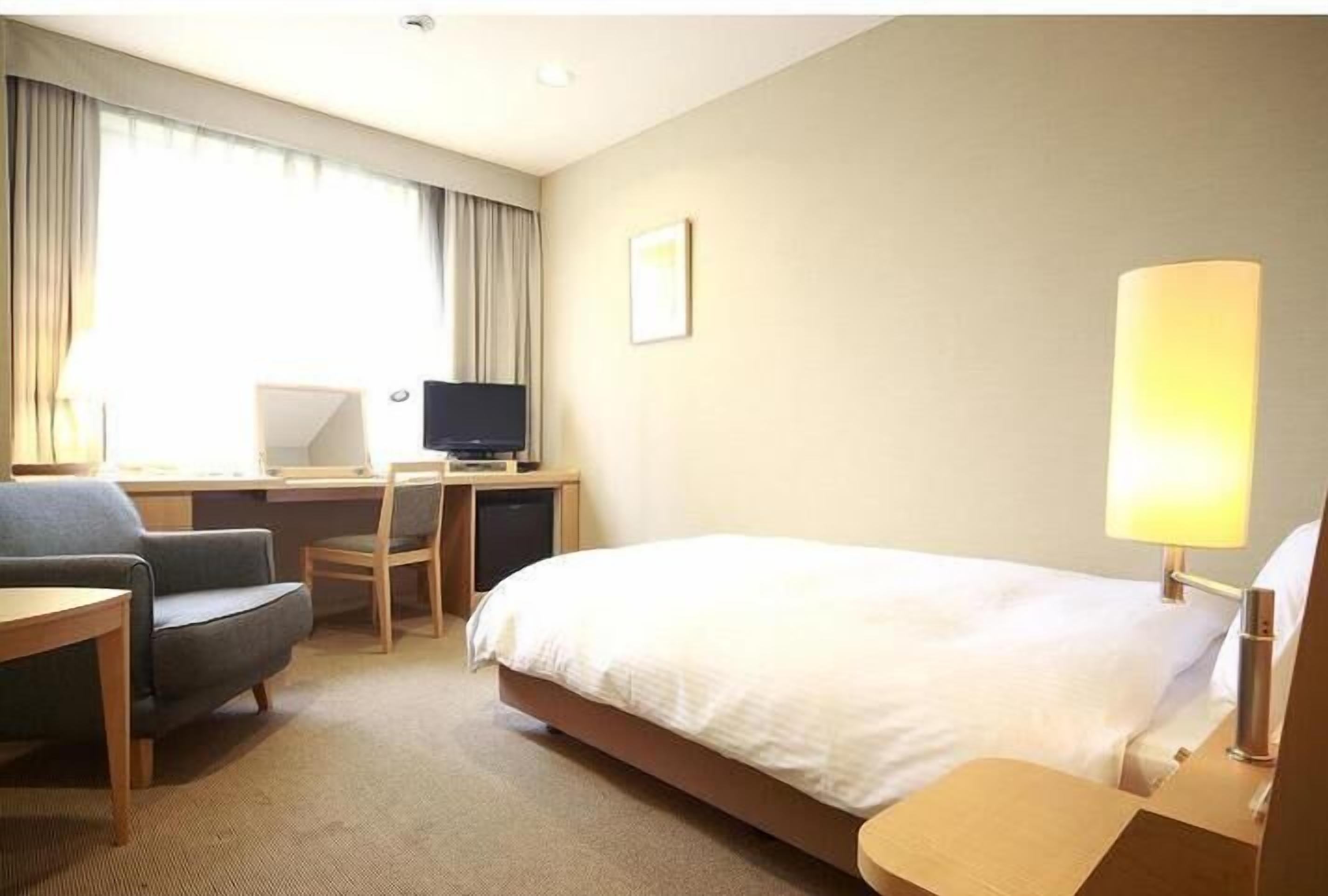 Desk, iron/ironing board, free WiFi