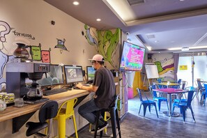 Business centre - backpackers hostel - Changchun (Taipei)