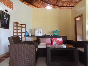 Super Palm Cottage | Wohnzimmer