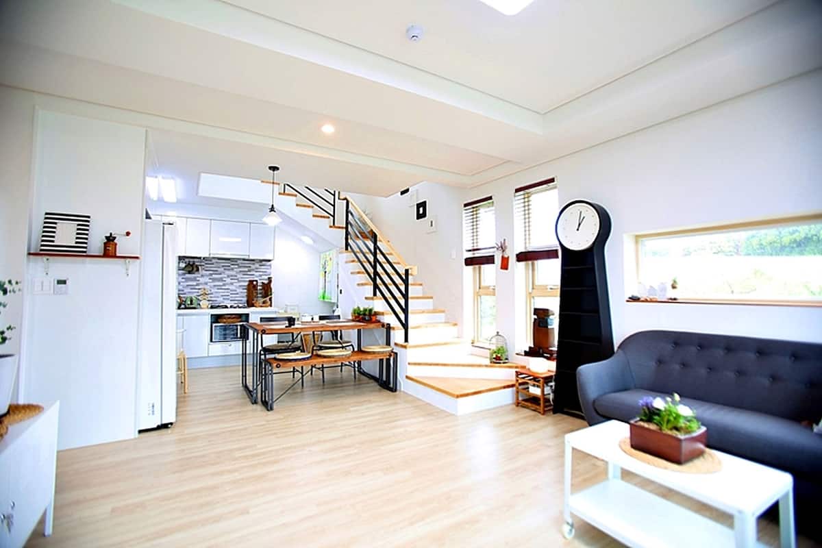 Duplex, 3 Bedrooms (40 PY) | Living area | Flat-screen TV