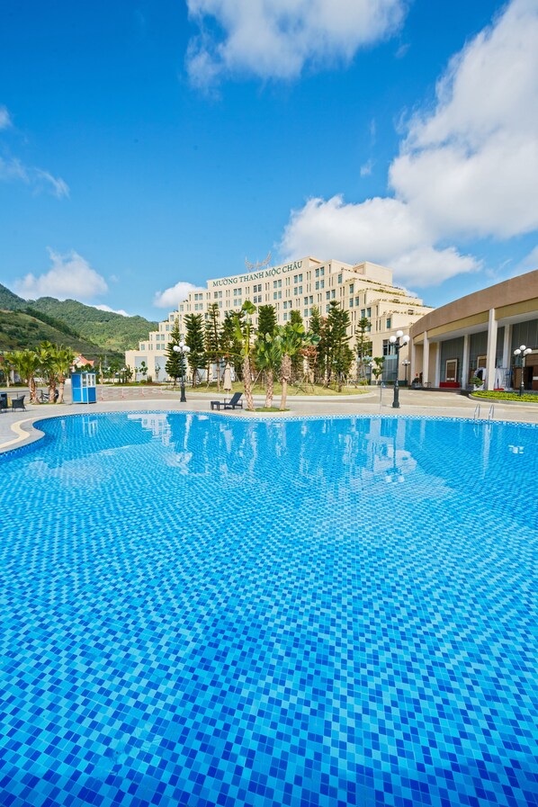 Pool - Muong Thanh Holiday Moc Chau Hotel (Moc Chau)