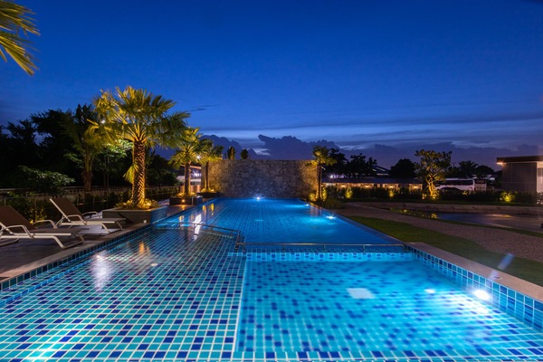 Outdoor pool, sun loungers