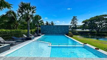 Outdoor pool, sun loungers
