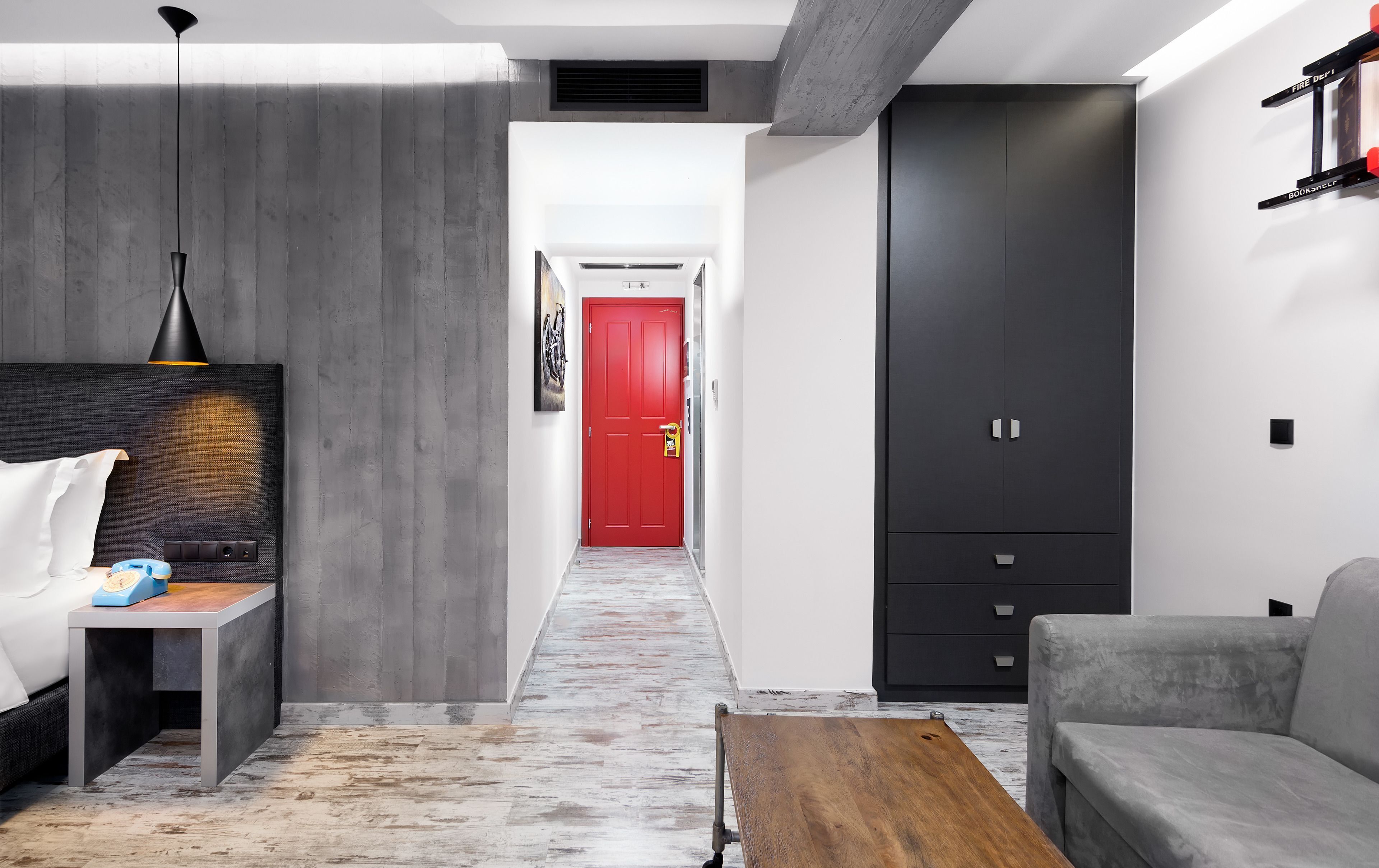 Minibar, Zimmersafe, Schreibtisch, schallisolierte Zimmer