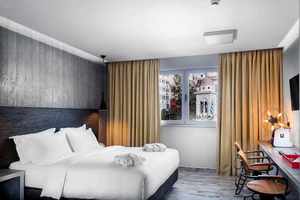 360° Degrees Hotel by null