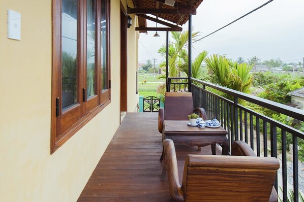 Kamar (Sunset) | Balkon