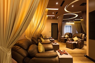 Body treatments, body wraps, body scrubs, facials