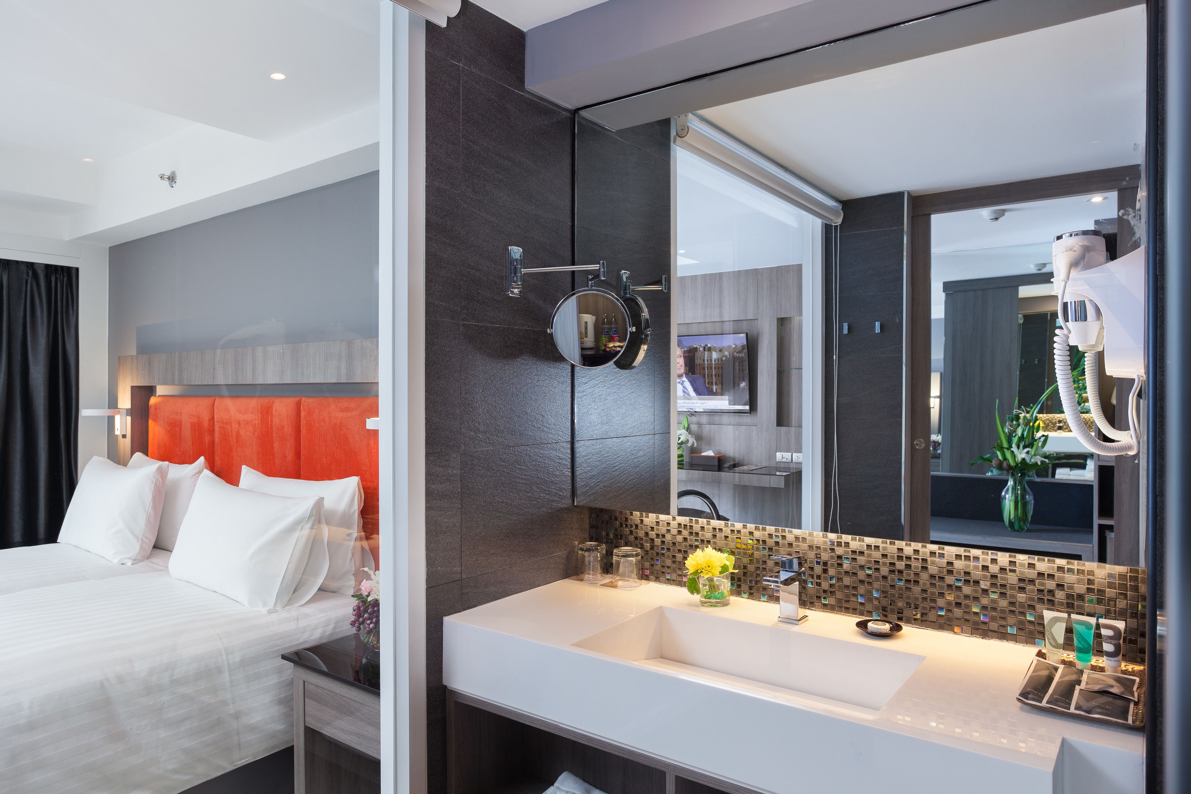 Photo - Grand 5 Hotel & Plaza Sukhumvit Bangkok