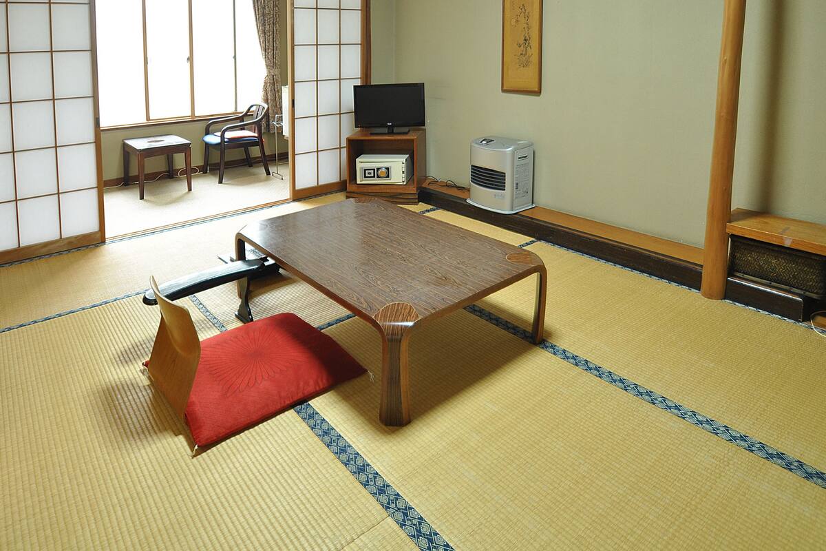 Japanese Room with 10 Tatami Mats, Smoking | Desk, free WiFi