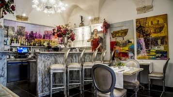 Bar (en la propiedad)
