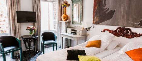 Ropa de cama de alta calidad, cubrecamas y colchones con pillow-top