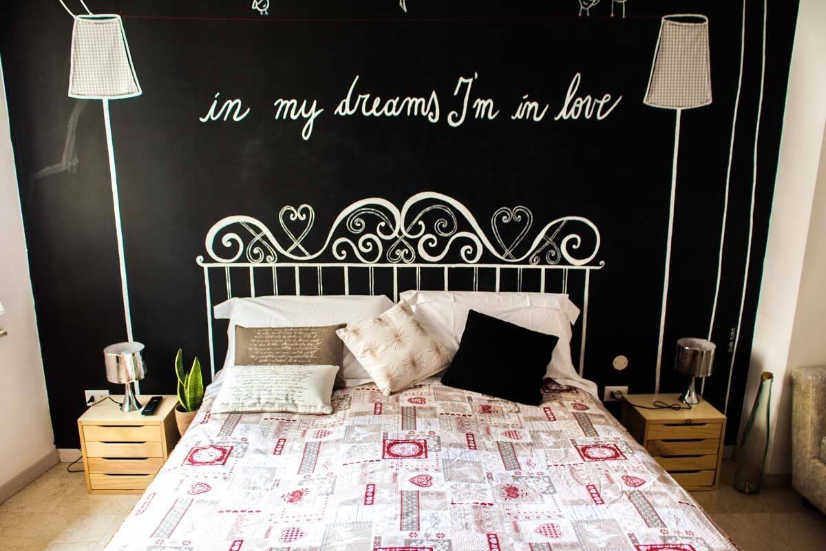 Double Room, Shared Bathroom | Premium bedding, desk, free cots/infant beds, free WiFi