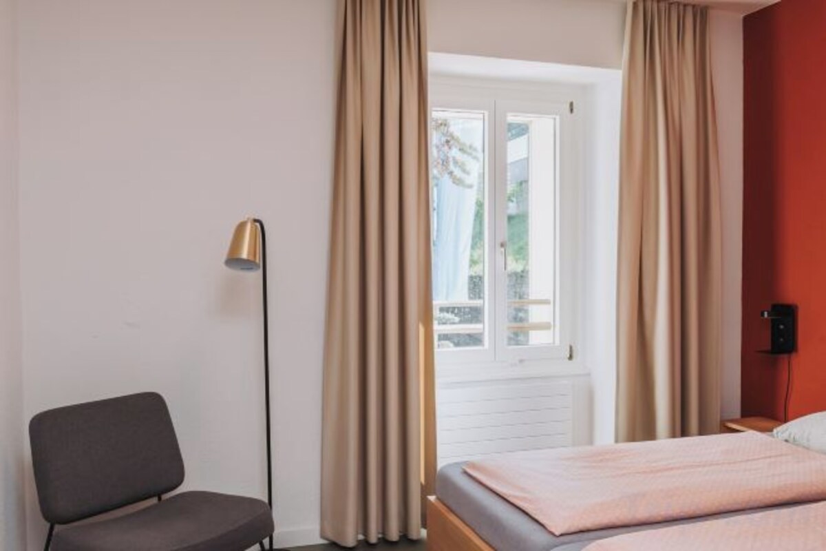 Single Room with Shared BathRoom