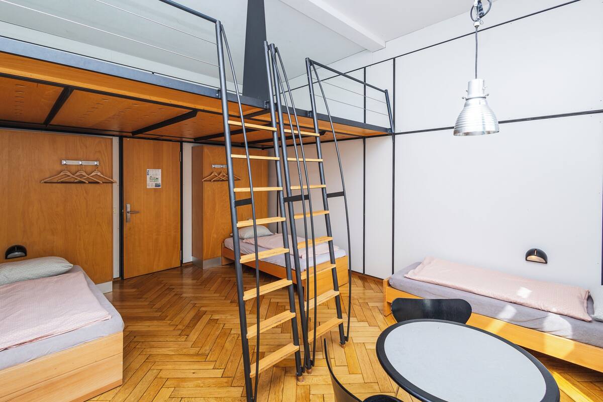 공용 도미토리, 공용 욕실 (1 bed in a 10-bed dorm)