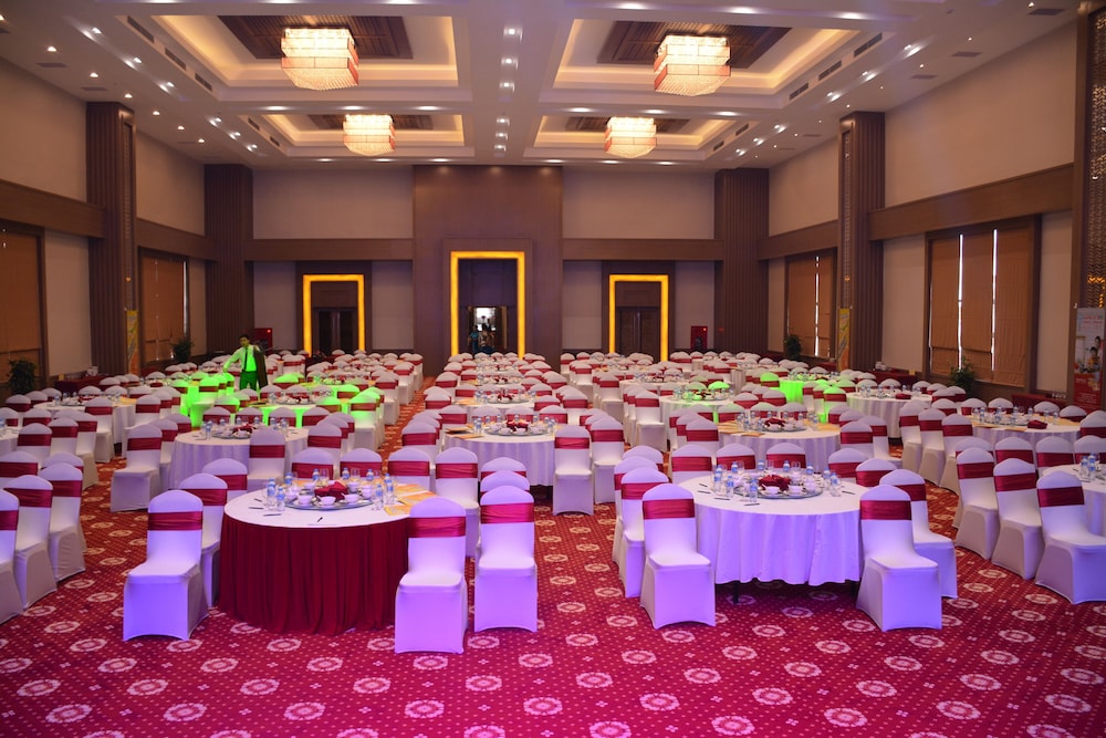 Muong Thanh Luxury Vientiane by null