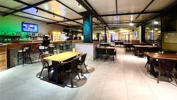 Frühstück, Mittagessen und Abendessen