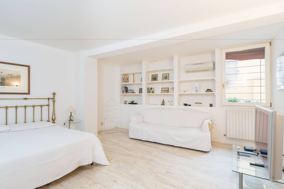 Habitación triple, baño privado (Tripla con bagno esterno) | 1 habitación, sÔbanas italianas Frette y ropa de cama de alta calidad