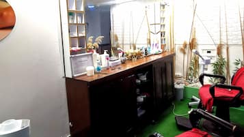 Turkish bath/hammam, body treatments, facials, 3 treatment rooms