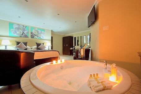 1 habitación, ropa de cama de alta calidad y muebles diferentes . Gecko Inn Guest House