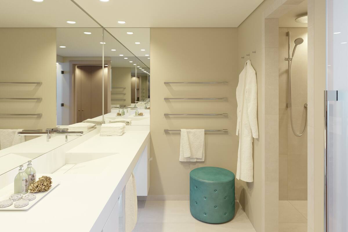 shower, rainfall showerhead, free toiletries, hair dryer