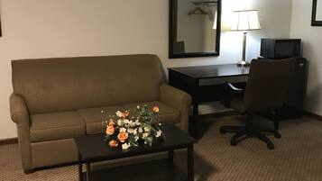 Standard Double Room, 2 Katil Kelamin (Double), Refrigerator & Microwave | Meja, Wi-fi percuma, cadar katil