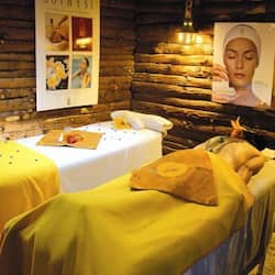 Romantic night, master suite | Huoneen varustelu