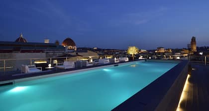 Glance Hotel In Florence