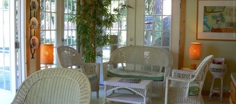 The Pines Motorlodge