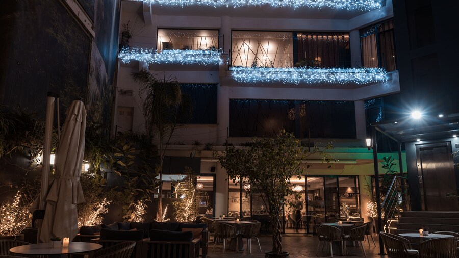 AZ Hôtel Zeralda