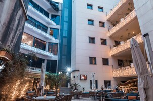 Facciata della struttura