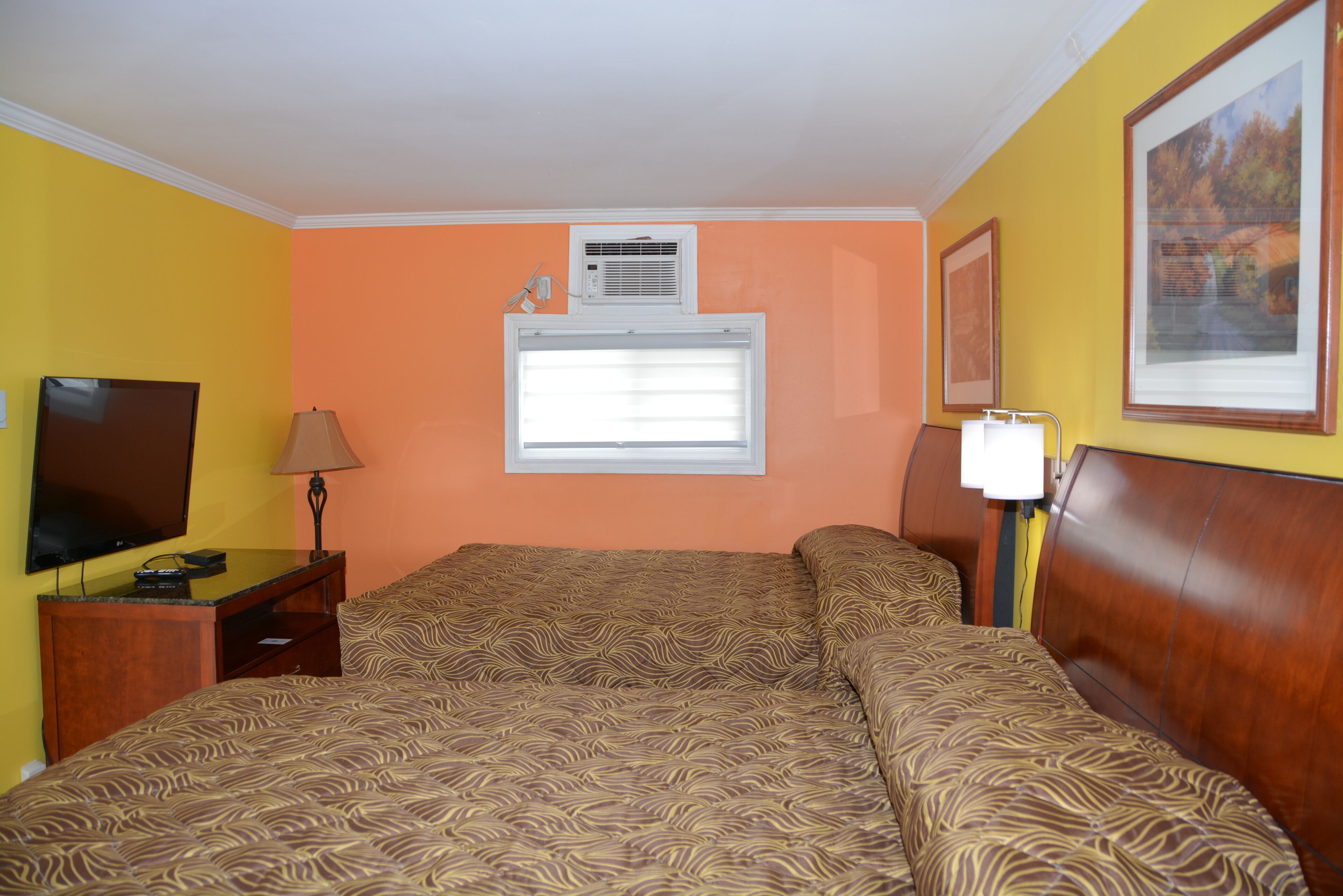 down duvets, desk, soundproofing, iron/ironing board