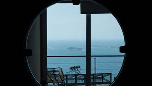 Unclassified image, 4 of 37, button - Mirante do Arvrao (Rio de Janeiro)