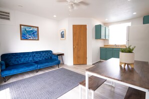 Suite, 2 Bedrooms, Kitchenette, Poolside | Living area