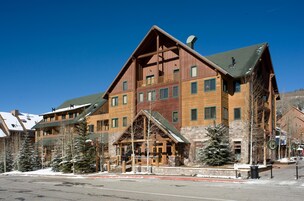 Condo, 1 King Bed with Sofa bed (Arapahoe Lodge 1 Bed 2 Bath ALJD) | Exterior