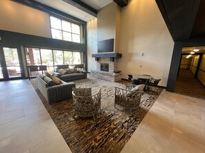 Condo, Multiple Beds (Springs 2 Bed3 Bath plus Murphy SPDW) | Interior