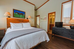 House, 1 King Bed (Tennis Townhome 2 Bd 25 Ba TTMR)