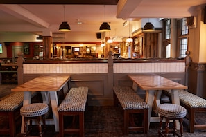 Bar (on property) - The Chase Hotel by Greene King Inns (Nuneaton)